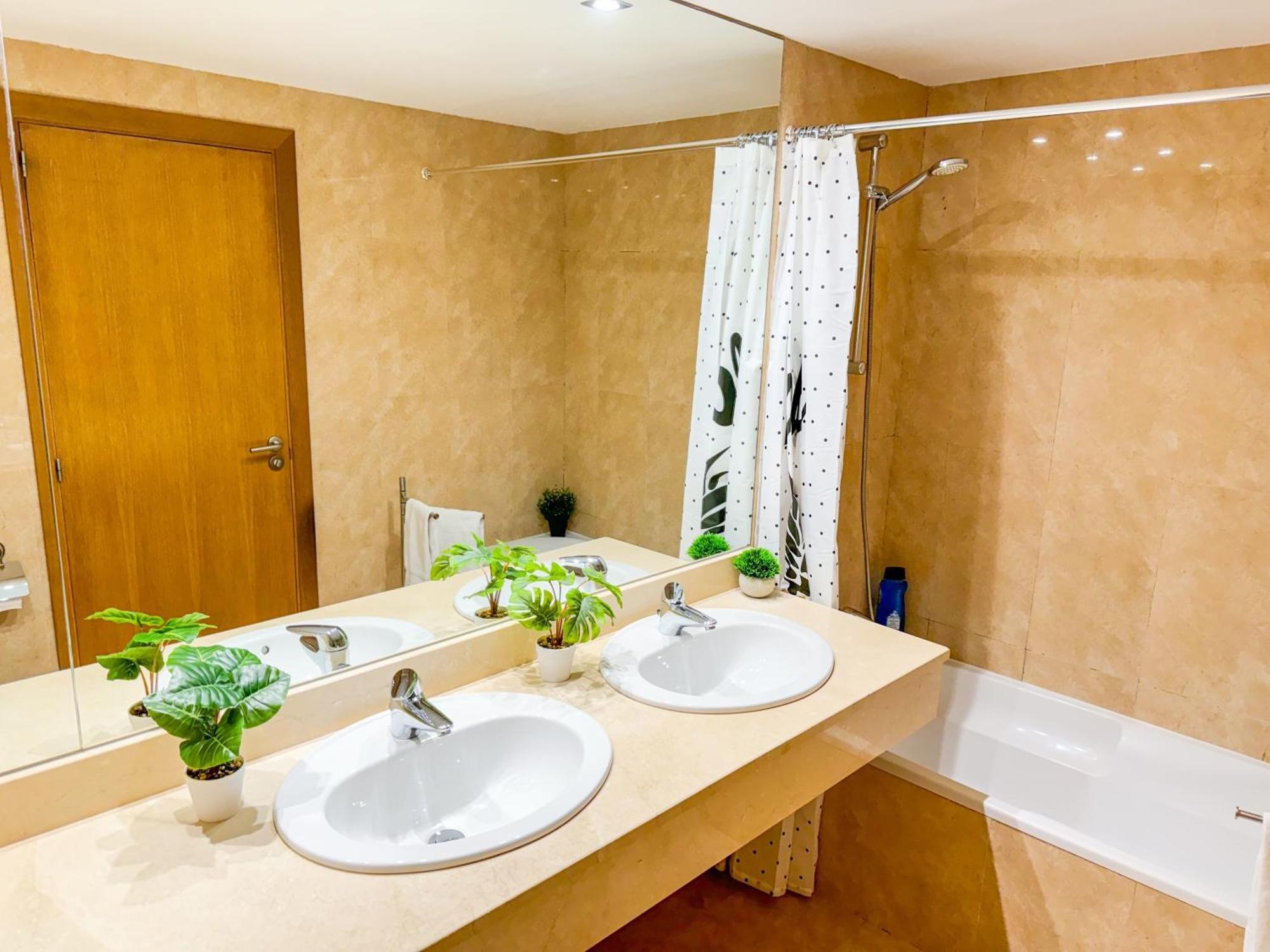 Bielsa Del Pilar Turistea Apartman Zaragoza Kültér fotó